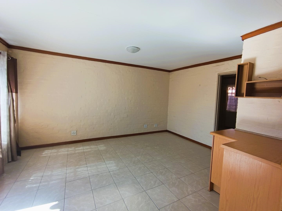 2 Bedroom Property for Sale in Pentagon Park Free State